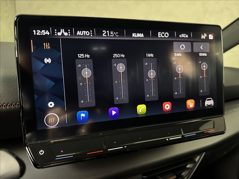 Cupra Born 150kW LED Tepelko Kamera - fotka 39 z 50