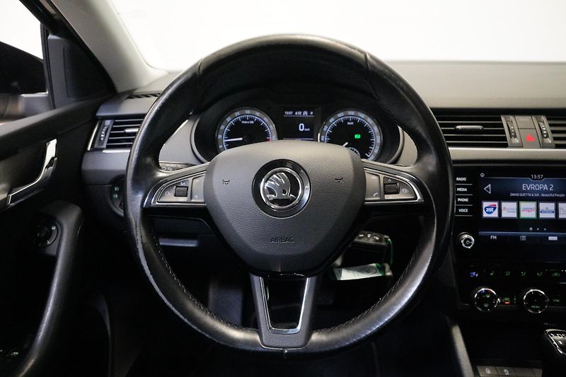 Škoda Octavia - fotka 17 z 27