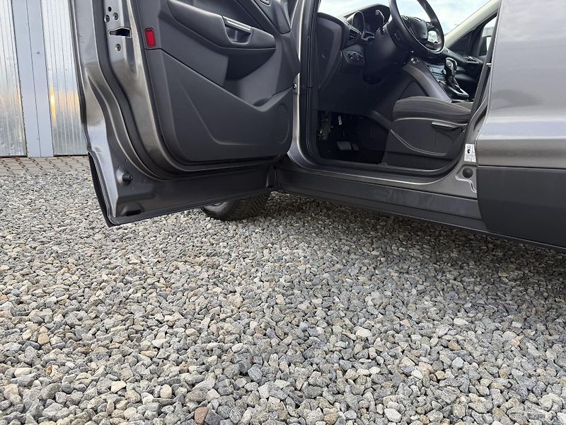 Ford Kuga 2.0TDCi 140PS 162TKM SERVIS!!! - fotka 94 z 162
