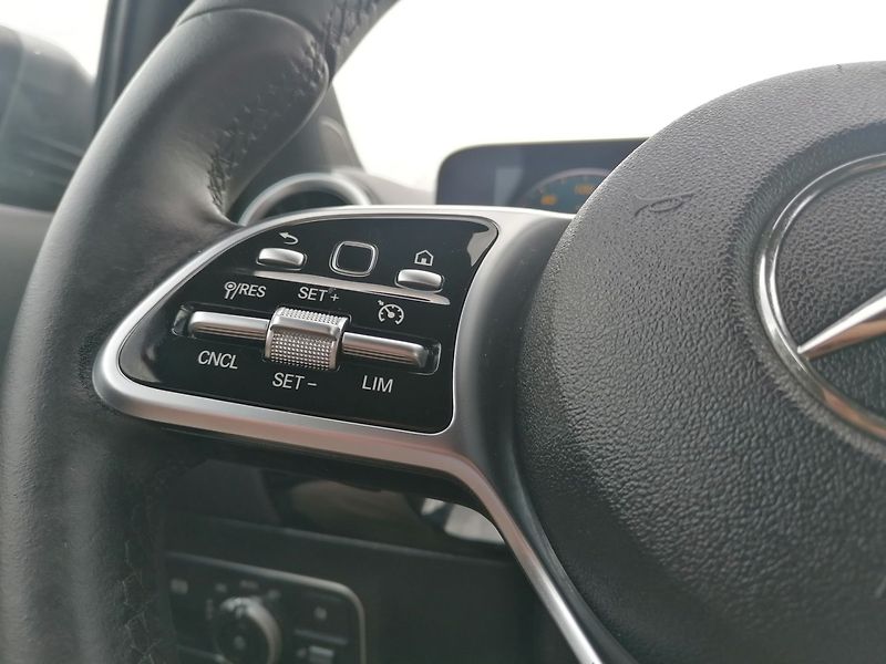 Mercedes-Benz Třídy B (2019) 180d Automat Kůže - fotka 23 z 30