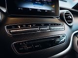 Mercedes-Benz Třídy V V 250d 4MATIC AMG - náhled 13