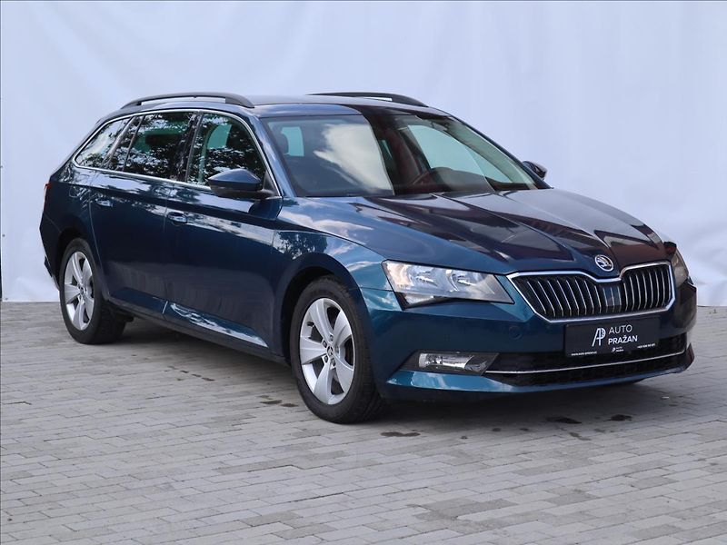 Škoda Superb 2,0 TDi, Kessy, FrontAssist, P - fotka 1 z 40