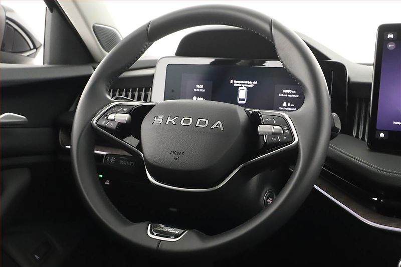 Škoda Superb (2025) 2.0 TSI - fotka 8 z 20