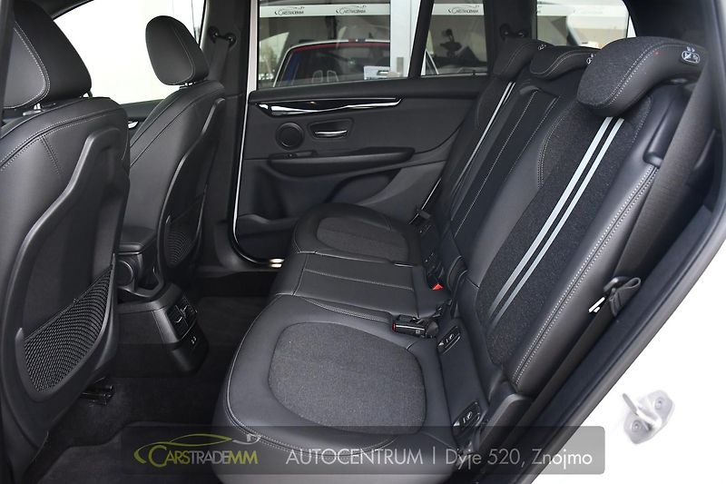 BMW Řada 2 216d GRAN TOURER 1M ČR TAŽNÉ - fotka 13 z 54