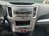 Subaru Legacy 2,0 Serviska 4X4 - náhled 16