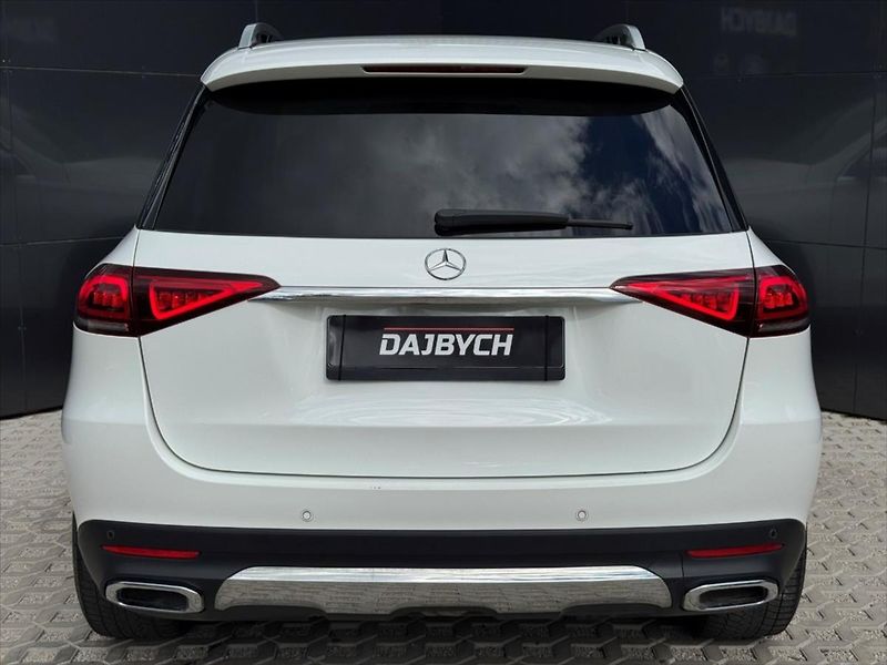 Mercedes-Benz GLE 2,0 300d 4MATIC 200KW ČR DPH - fotka 7 z 36