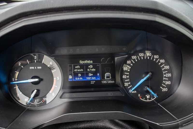 Ford S-MAX - fotka 17 z 24