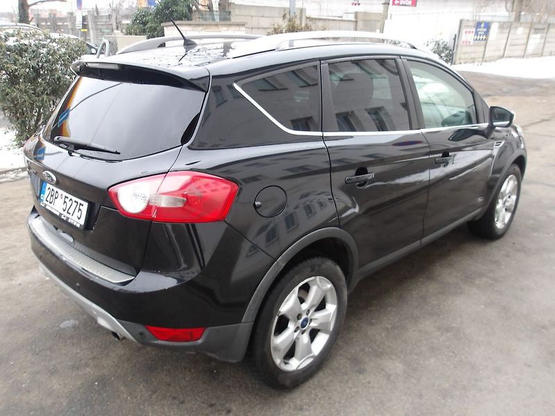 Ford Kuga 2,0TDCi TITANIUM Aut. 4x4! - fotka 6 z 32