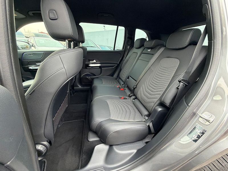 Mercedes-Benz GLB 200 d 4MATIC Progressive E - fotka 27 z 33
