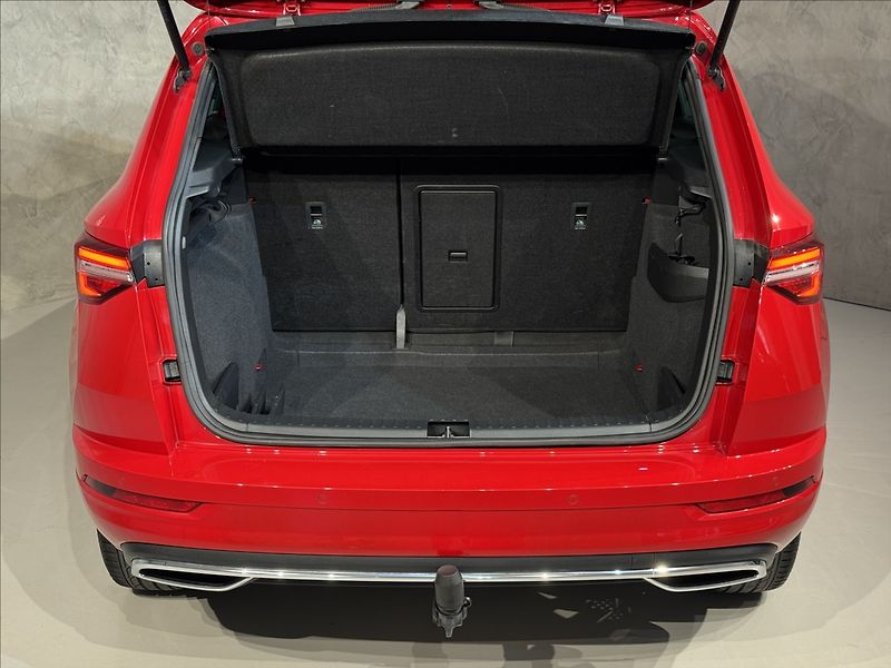 Škoda Karoq 2,0 TDi  DSG Sportline Virtual - fotka 13 z 49