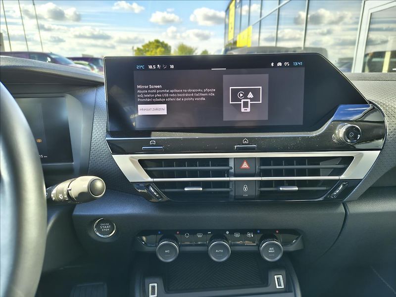 Citroën C4 1,2   EAT8 MAX - fotka 16 z 21