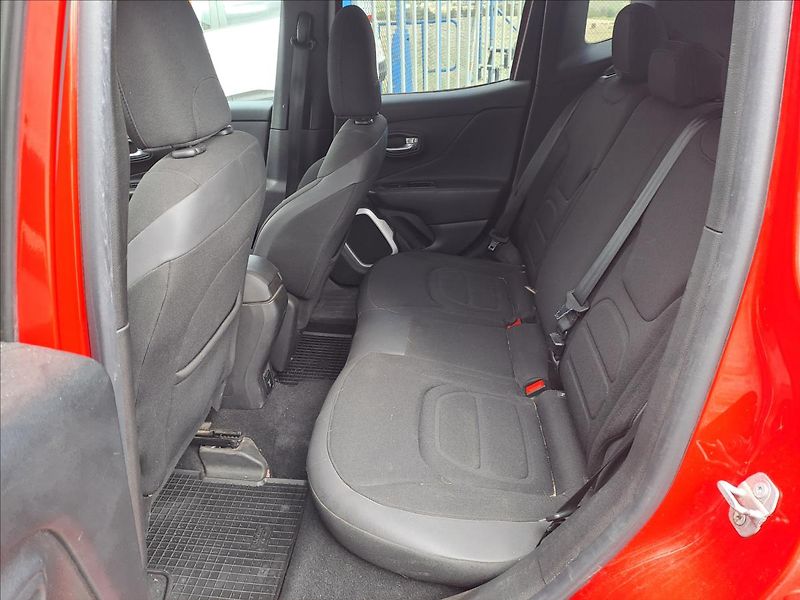 Jeep Renegade 1,4 i NOVÁ STK - fotka 6 z 15