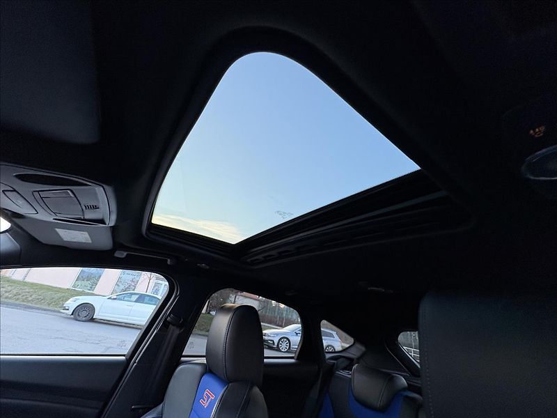 Ford Focus 2,0 TDCi ST 136kW Xen,Šíbr,Nav - fotka 31 z 46