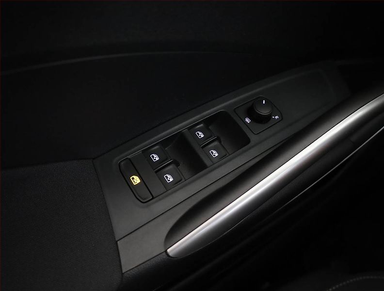 Škoda Fabia (2023) 1.0 TSI, ČR,1.maj, Serv.kniha - fotka 15 z 17