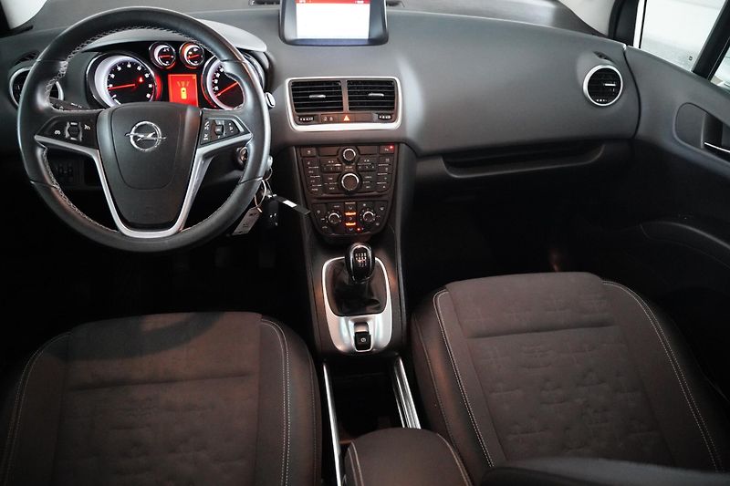 Opel Meriva - fotka 5 z 22