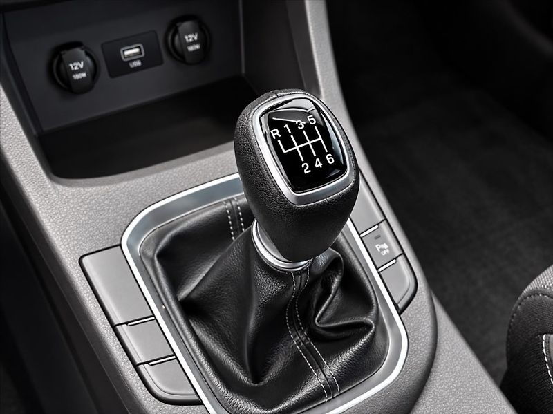 Hyundai i30 1,0 88 KW COMFORT - fotka 11 z 16