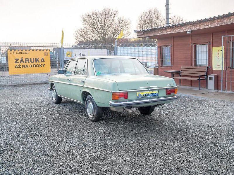 Mercedes-Benz Třídy E (1978) 240D W115 1978 - ŠPANĚL - fotka 7 z 21