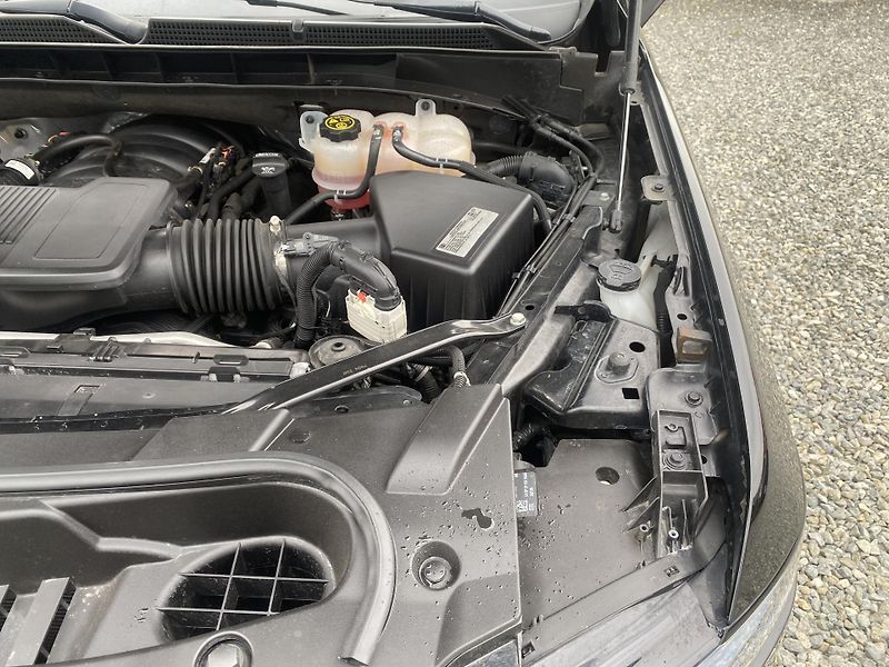 Cadillac Escalade 6.2i V8 430PS FULL 46TKM LPG!! - fotka 85 z 168