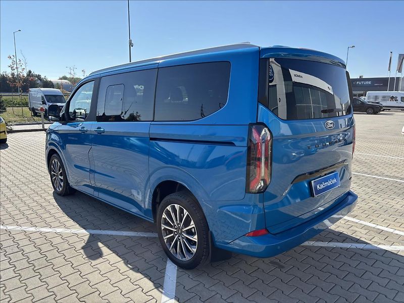 Ford Tourneo Custom 2,0 125kW Titanium X AWD L1 - fotka 3 z 36