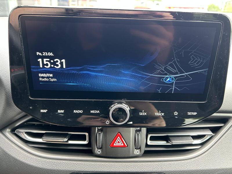 Hyundai i30 WG 26 1,6 T-GDI DCT N LINE - fotka 20 z 29