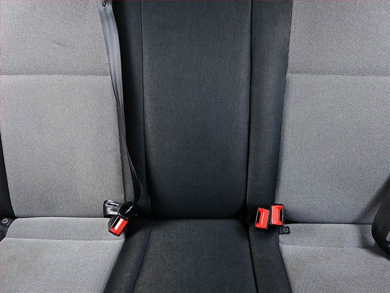 Škoda Fabia (2009) 1.2 12V, po STK, oblíbený vůz - fotka 8 z 11