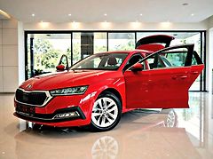Škoda Octavia (2021) 1.5 TSi e-tec DSG Clever ACC - fotografie inzerátu