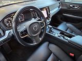 Volvo V60 (2020) 2.0 D4 AWD 4x4 Automat - náhled 24