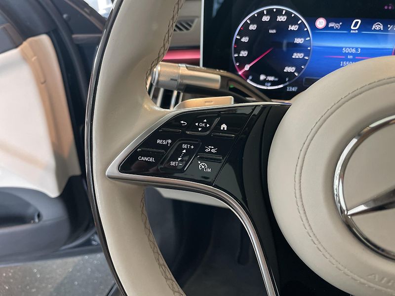 Mercedes-Benz Třídy S 400d 4Matic - fotka 27 z 44