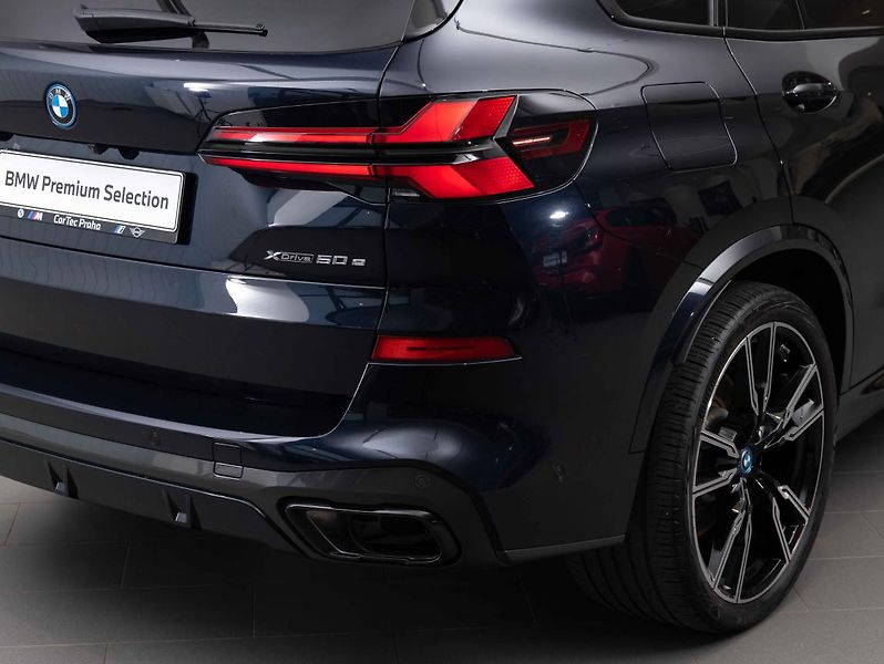 BMW X5 xDrive50e - fotka 9 z 23