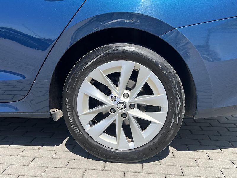 Škoda Octavia (2023) STYLE 2,0 TDi 85kW DSG - fotka 33 z 35