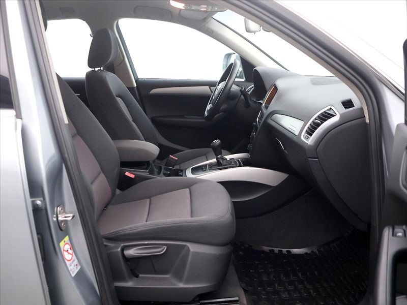 Audi Q5 2,0 TDI 125kW Quattro CZ - fotka 11 z 33