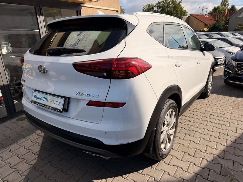 Hyundai Tucson 1.6-1MAJ-TOP STAV-PRAV.SERVIS - fotka 9 z 35