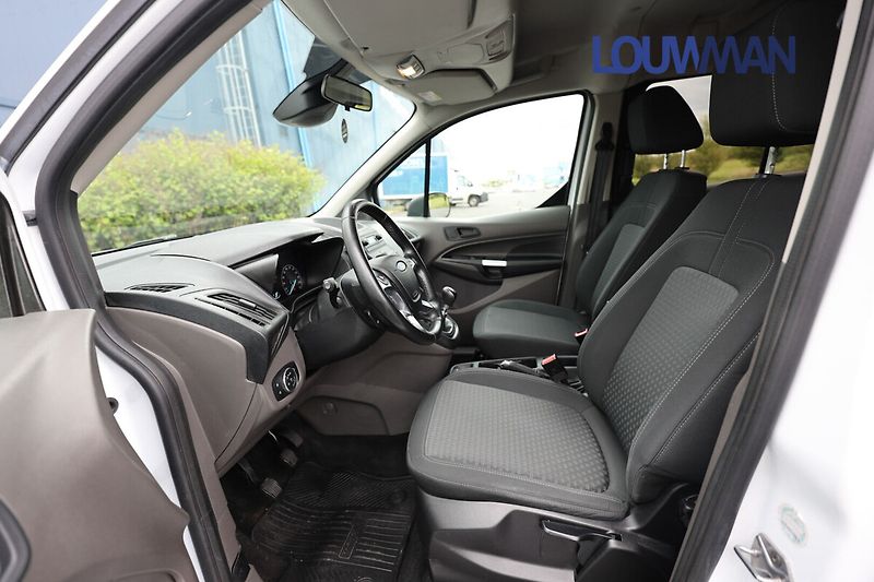 Ford Tourneo Connect Titanium 1.5 EcoBlue - fotka 11 z 21
