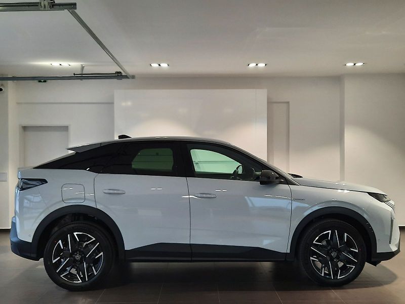Peugeot 3008 (2026) ALLURE Hybrid 145 e-DCS6 - fotka 7 z 12