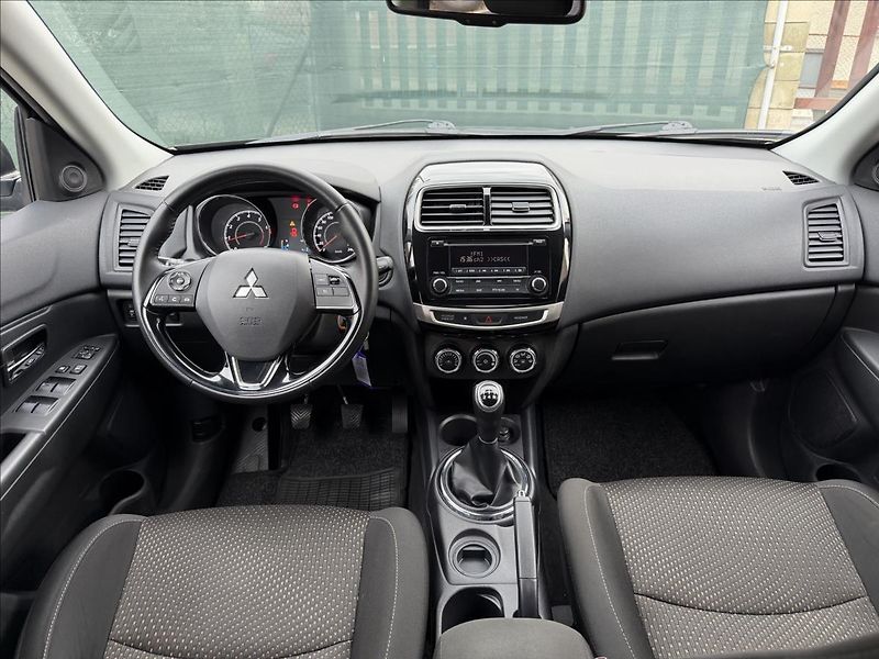 Mitsubishi ASX 1,6 TOP - fotka 14 z 24