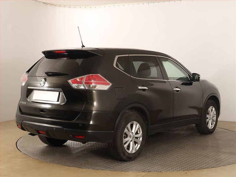 Nissan X-Trail (2014) 1.6 dCi, 4X4, Serv.kniha - fotka 5 z 18