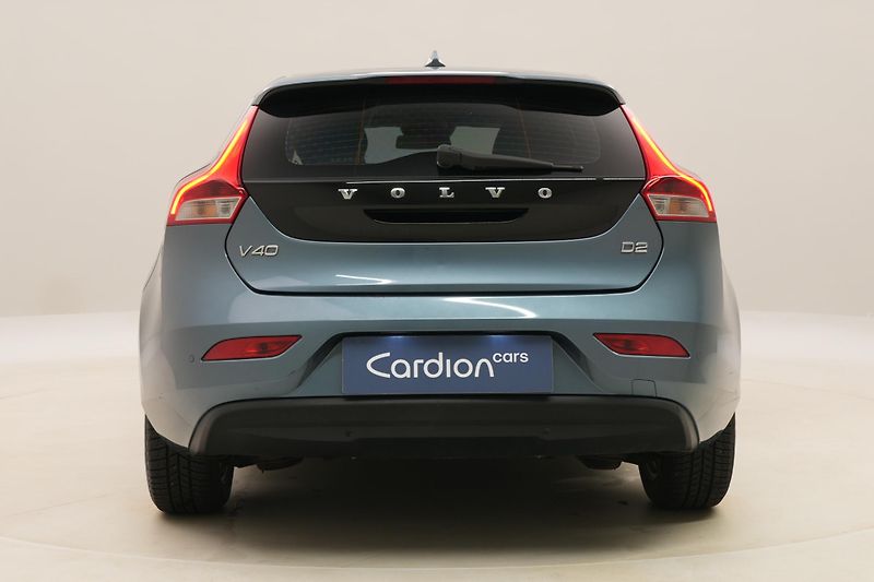 Volvo V40 D2 MOMENTUM CZ 1.maj. - fotka 10 z 44