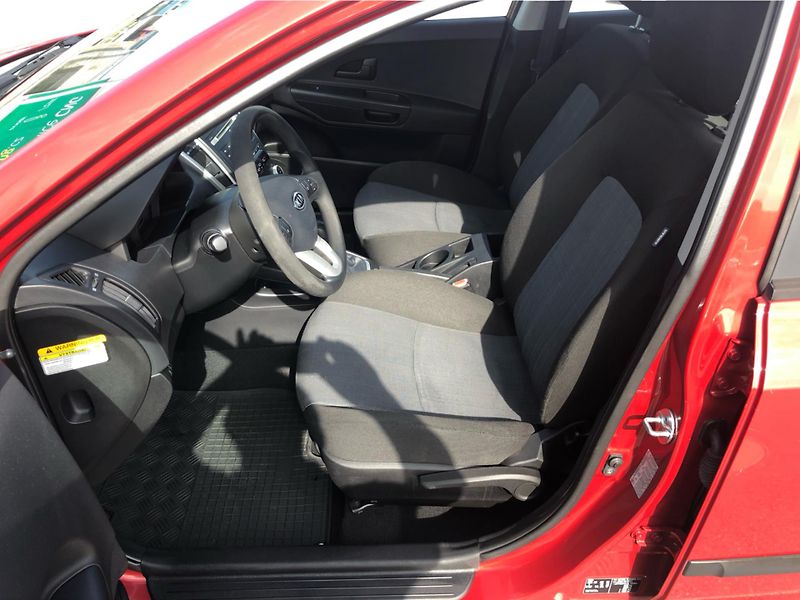 Kia Ceed Combi 1.4i ACTIVE - fotka 11 z 27