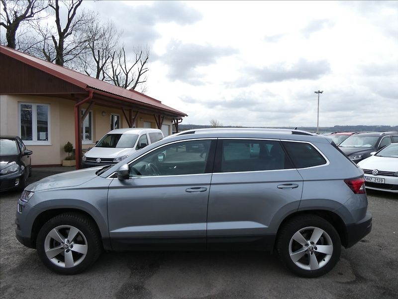Škoda Karoq 2,0 TDi 110kW,DSG,4x4,1majitel - fotka 6 z 45