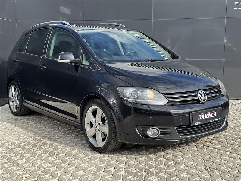 Volkswagen Golf Plus 2,0 TDI 100kW Style DSG - fotka 2 z 36