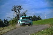 V rámci přípravy na víkendový 53. ročník Barum Czech Rally Zlín absolvovala třicítka pilotů úterní test na trati Ludkovice - Biskupice.