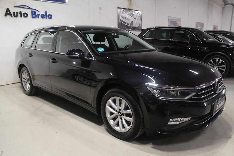 Volkswagen Passat Variant (2023) Manuál 110kW Matrix Tažné - fotka 3 z 29