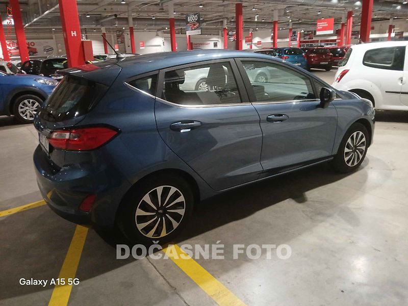Ford Fiesta (2022) 1.0i, 1.maj,ČR, LED, AC, temp - fotka 2 z 3