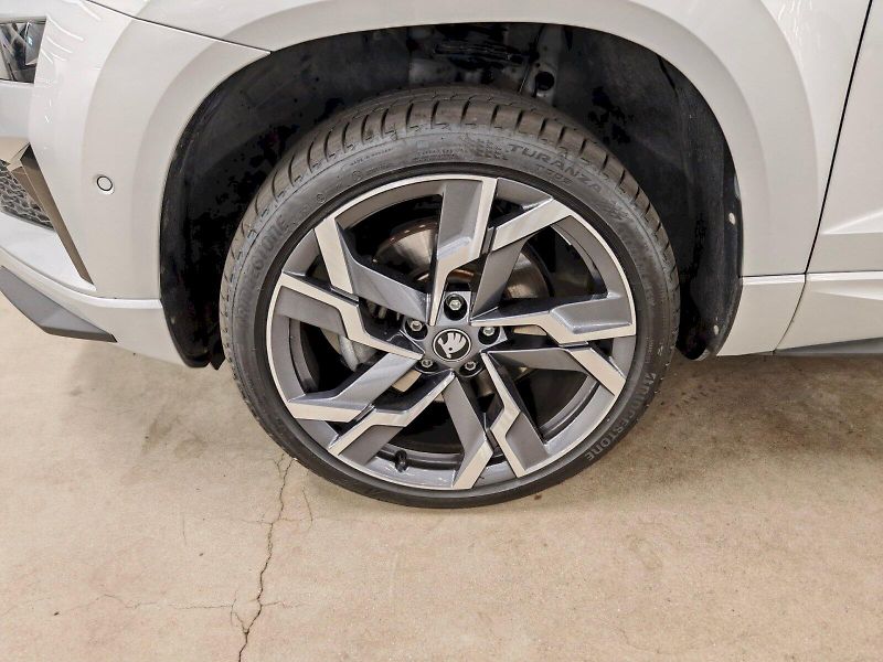 Škoda Karoq (2025) 1.5 TSI 110 kW Sportline - fotka 31 z 31