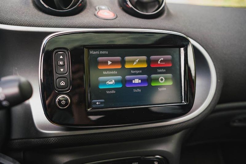 Smart Forfour (2019) EQ, SoH 86%, Automat - fotka 20 z 29