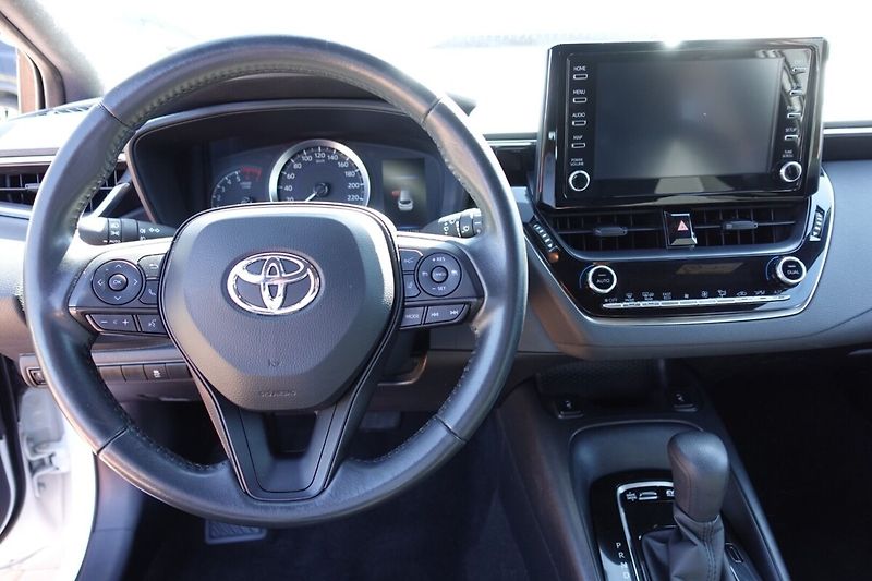 Toyota Corolla 1,8 HEV Active Business TS - fotka 14 z 28
