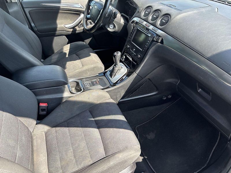 Ford Galaxy (2012) 2.0 TDCi AT Ghia - fotka 9 z 29