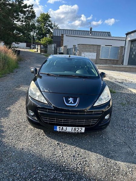 Peugeot 207 (2012) - fotka 2 z 18