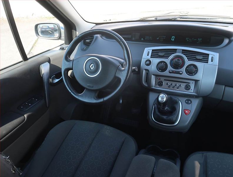 Renault Scénic (2009) 1.6 16V, po STK, rezervace - fotka 7 z 15