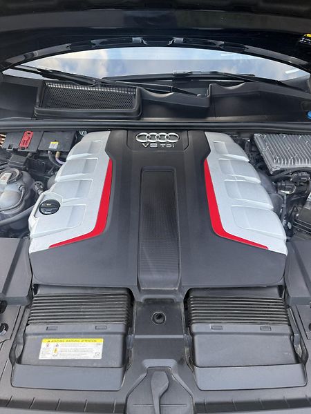 Audi SQ7 (2016) Audi SQ7 - fotka 43 z 43